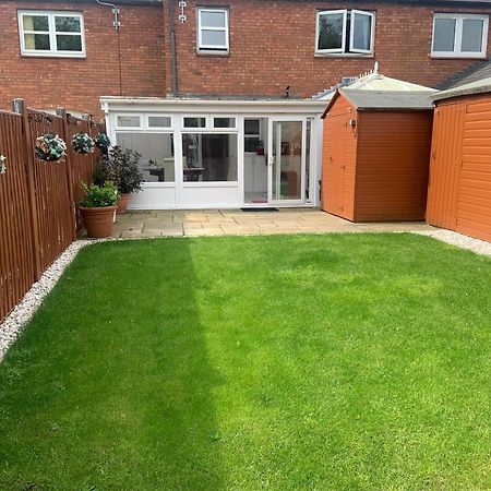 Enjoy Your Stay At Chorley Road Droitwich Eksteriør billede