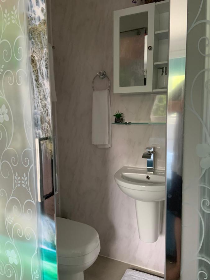 Enjoy Your Stay At Chorley Road Droitwich Eksteriør billede